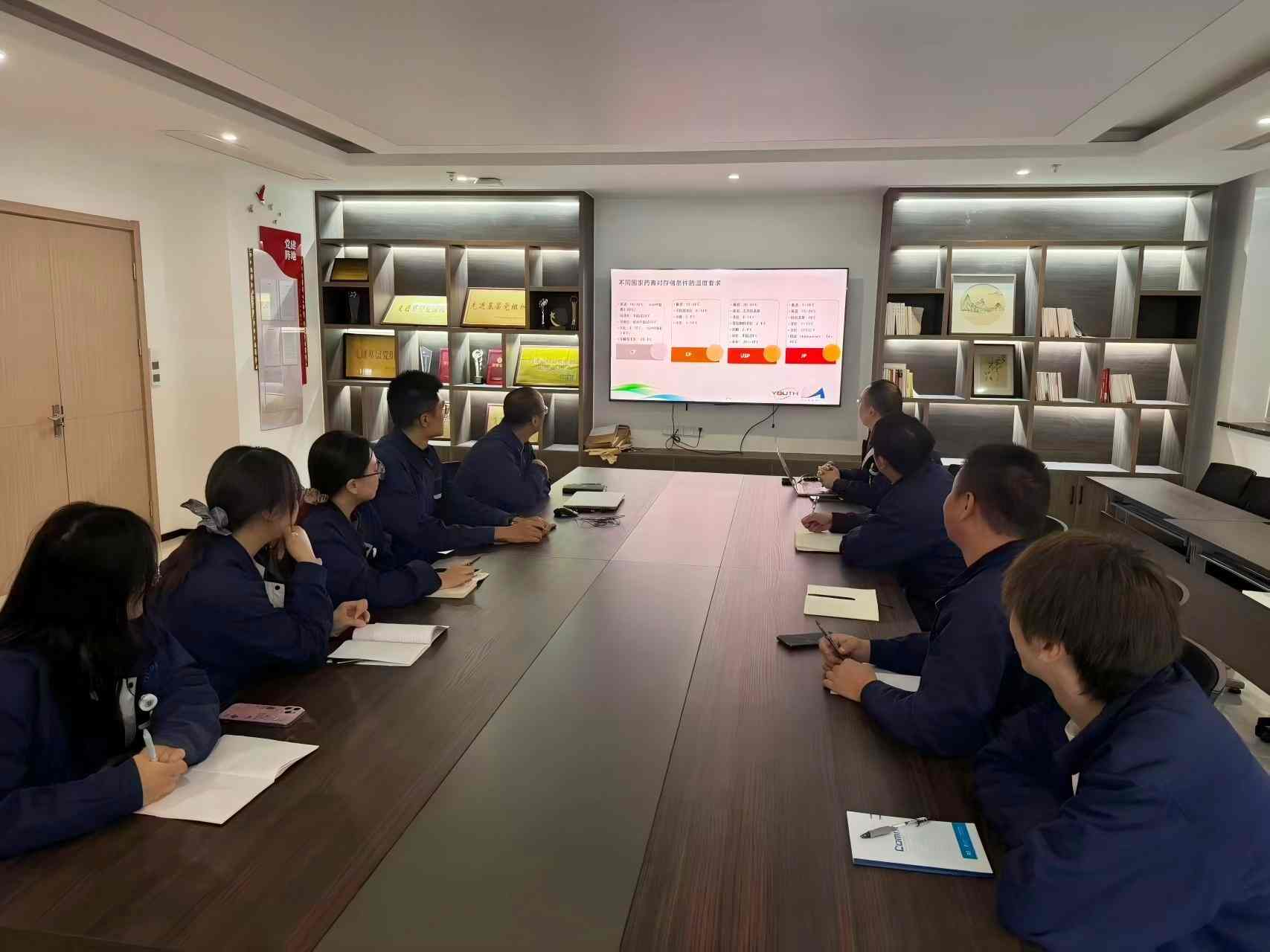 13406692184415249.jpg 13406692184415249.jpg